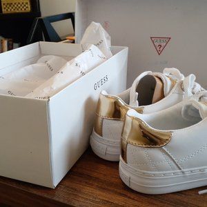 Ladies Lace-up Sneakers size 6.5